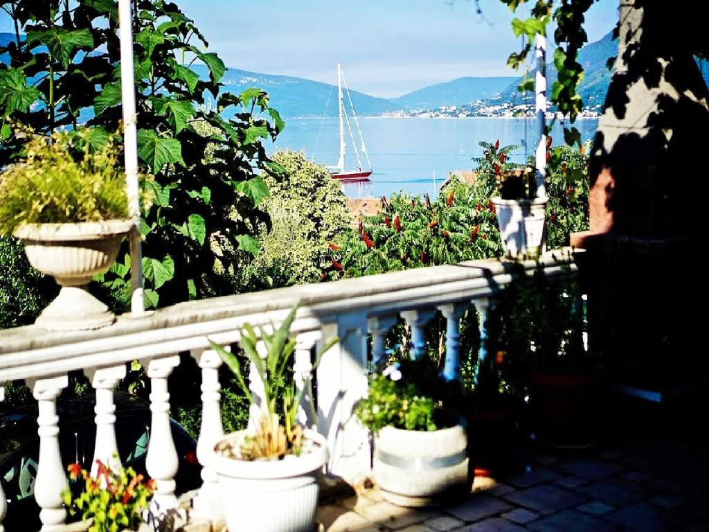 Villa Lastva Apartments Tivat Exterior foto